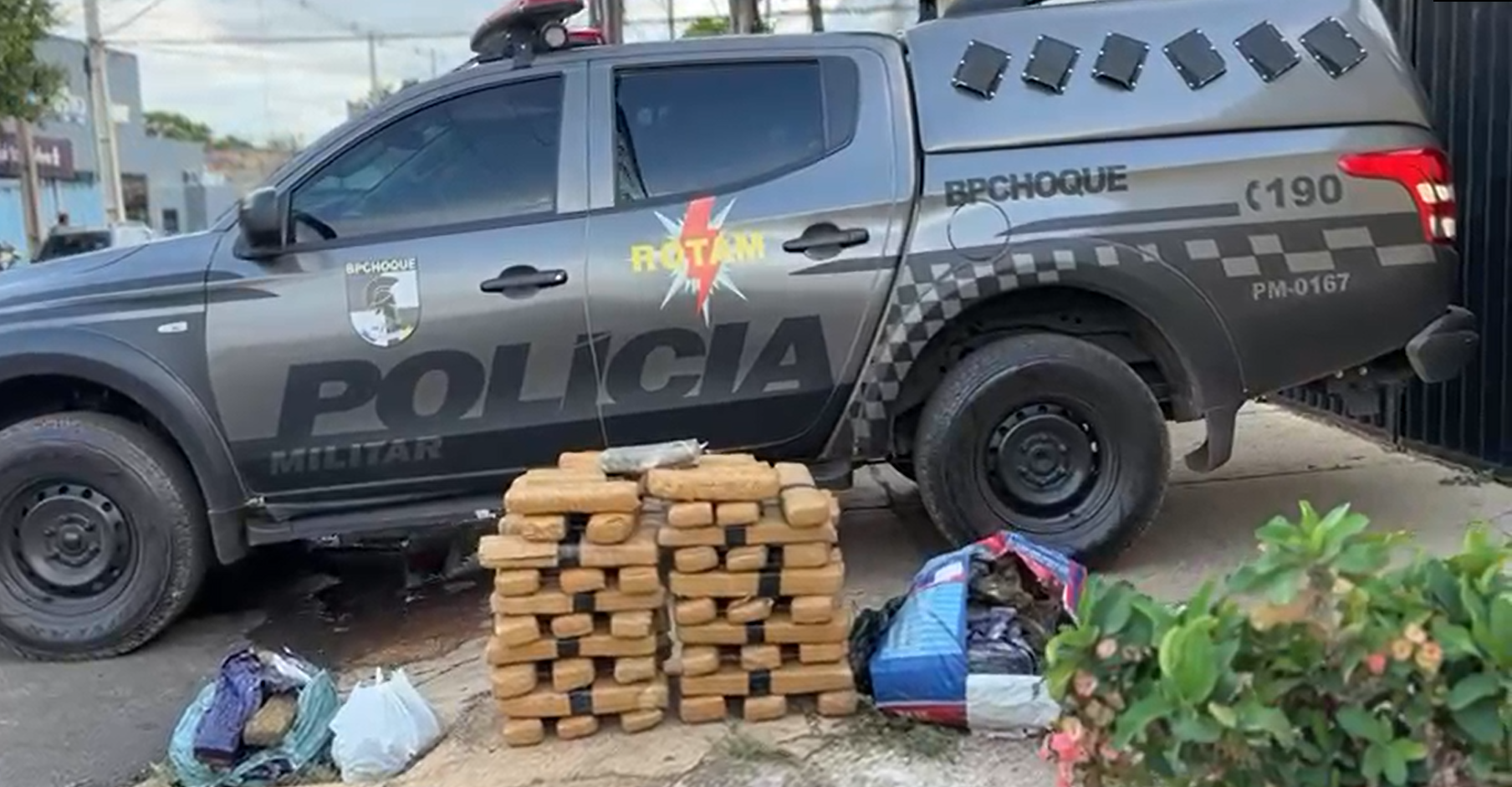 PMTO apreende mais de 81 kg de maconha e totaliza mais de 100 kg de drogas retiradas de circulação em dois dias em Palmas