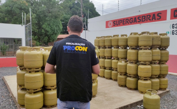 Procon Tocantins divulga pesquisa de preços do botijão de gás de cozinha em 12 cidades do estado