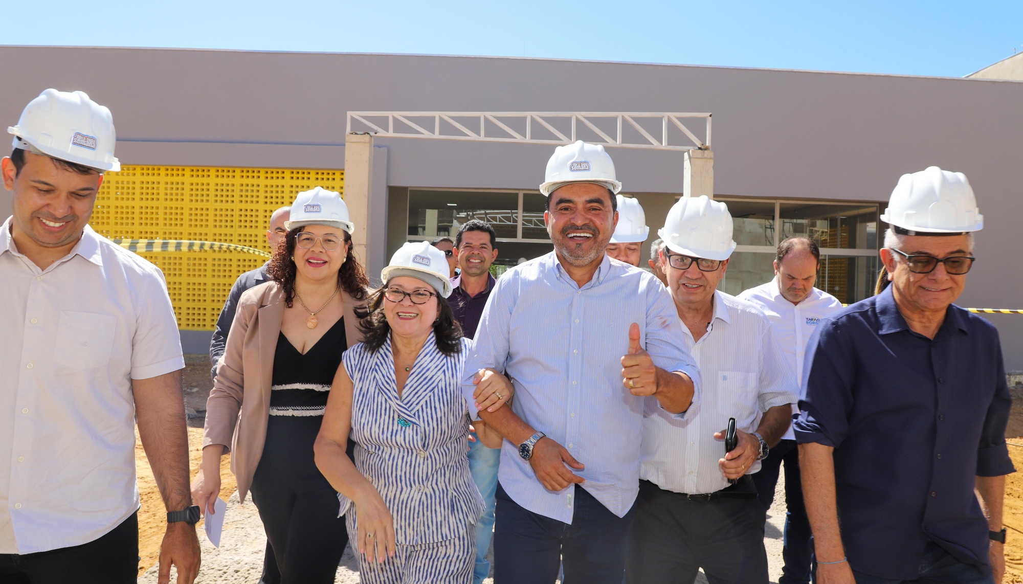 Governador Wanderlei Barbosa vistoria obra de escola em Luzimangues e anuncia R$ 24,9 milh&otilde;es para moderniza&ccedil;&atilde;o da rede educacional de Lagoa da Confus&atilde;o e Paran&atilde;